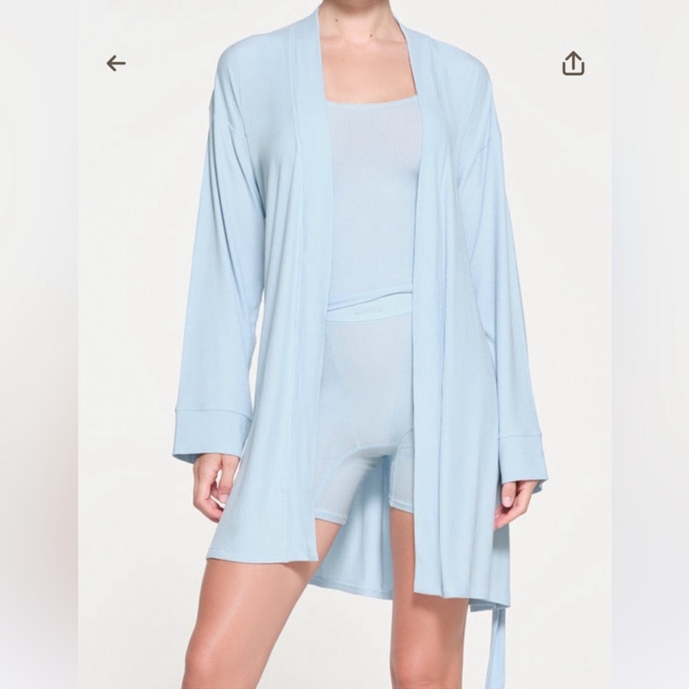 NWT Skims Robe